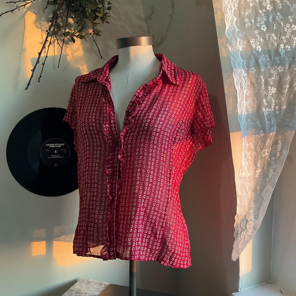 Worthington Vintage Red Sheer Short-Sleeve Button Down Shirt with circle Print